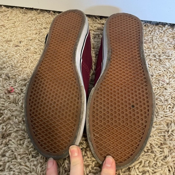 Burgundy Lo-pro vans 6 - Picture 9 of 9